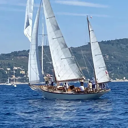 Casa Di Ricki : A Pochi Passi Dal Mare San Lorenzo al Mare